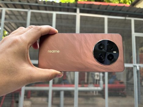 Nokia Nanomax vs. Realme P1: 16GB RAM, 200MP Cameras!